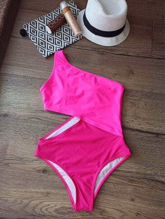 Нови цели бански