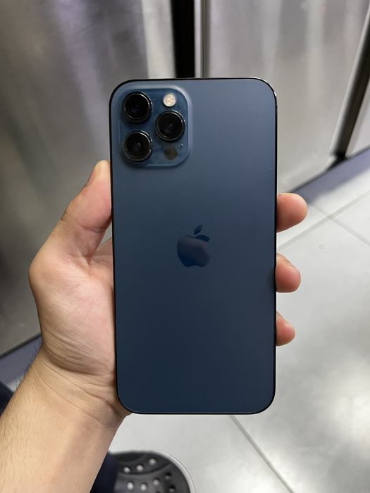 Продам iPhone 12 pro max