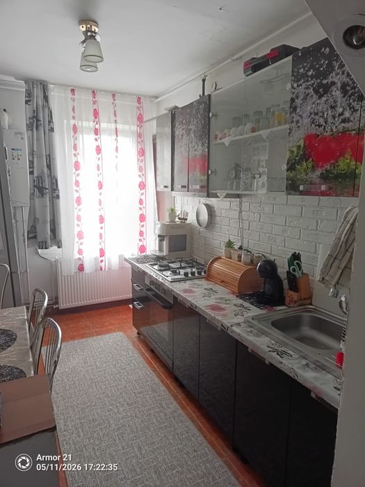 Vând apartament cu 2 camere