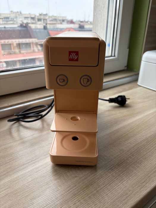 Кафемашина Illy iperespresso