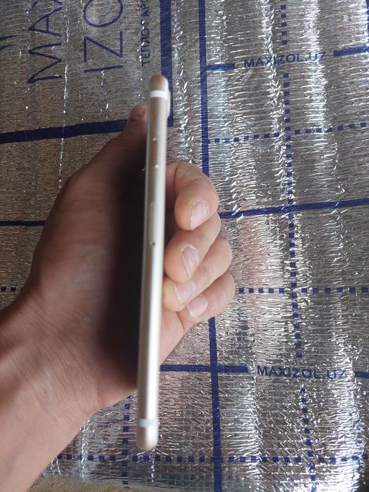 IPHONE 7  128GB Ichki xotira: 8GB Hech qatiga hech narsa qimagan