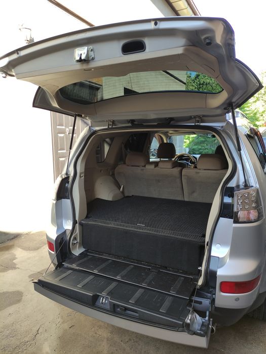 Продаю Mitsubishi Outlander XL, 2008 г.