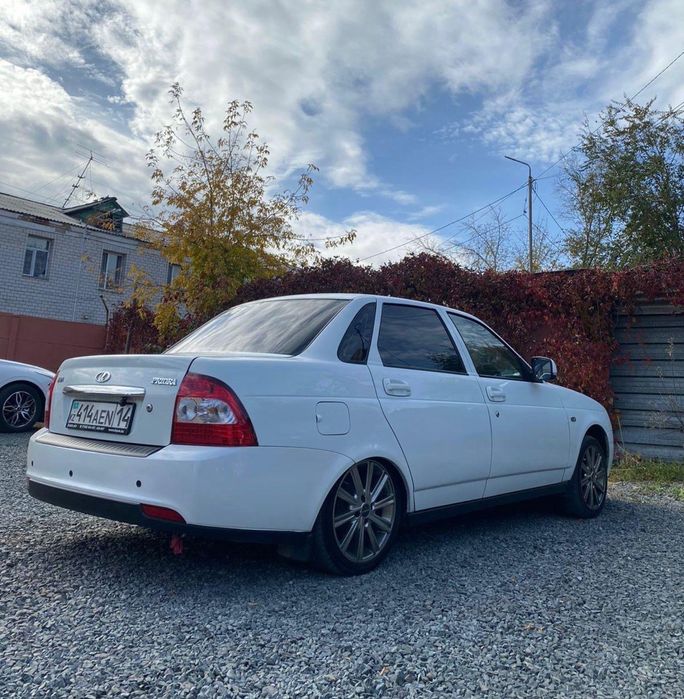 Продам Приору 1.