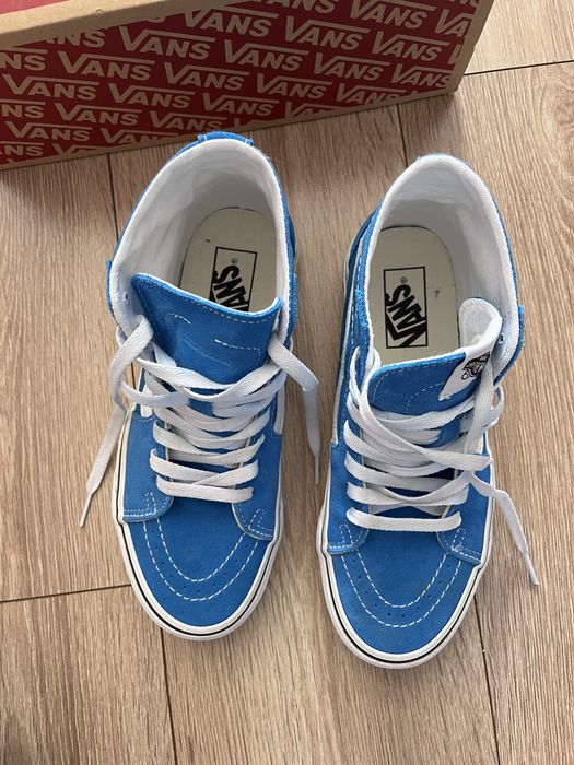 Дамски кецове VANS 39 номер