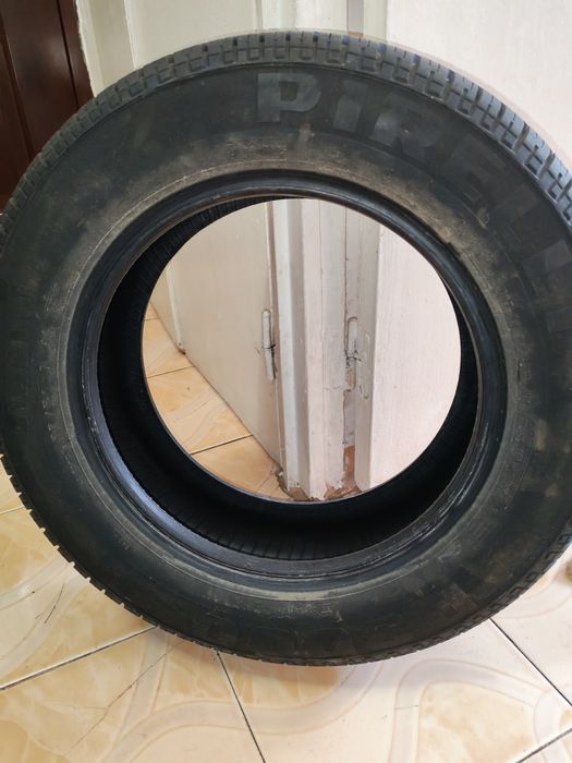 Vand 2 anvelope in stare buna