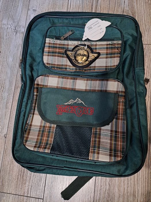 Нови ученически раници