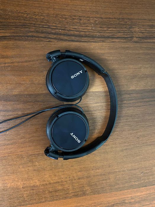 Наушники Sony MDR-ZX110