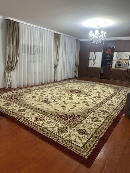 Продажа качественного, большого ковра