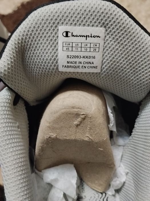 Adidasi Champion