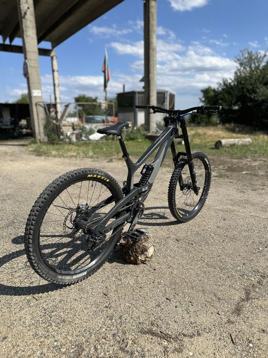 YT TUES CF 2019 Black/Gray