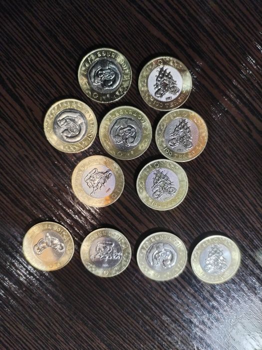 Продам коллекционные монеты