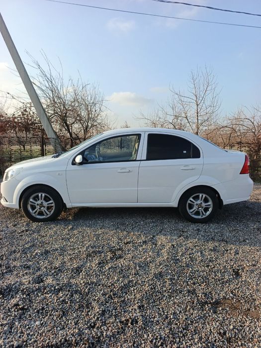 Nexia 3 avtamat arendaga beriladi