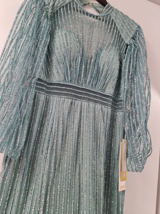 Rochie elegantă pentru ocazii speciale