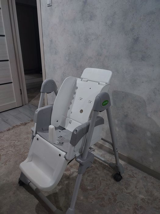 Стульчик для кормления Justin