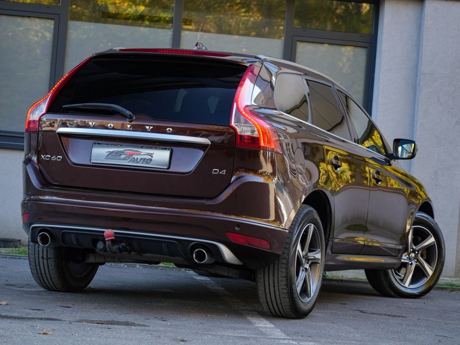 VOLVO XC60 2015 — imagine 4