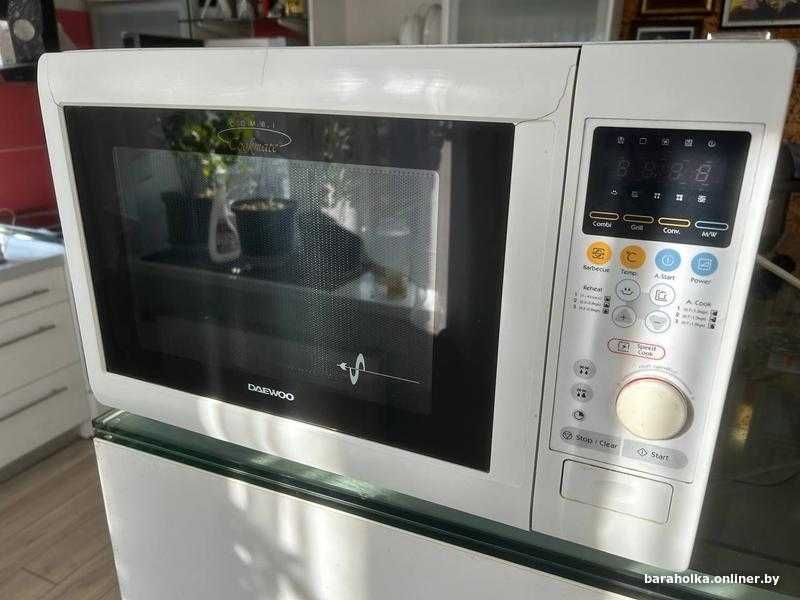 Микроволновая печь  МОЩНО греет СЕНСОРНЫЙ с ДИСПЛЕЕМ