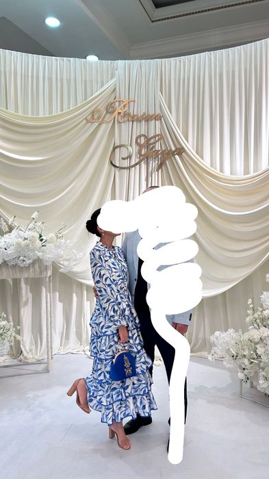 Продаю б/у вечерние платья 42 размер 8000 тг/шт все три платья 20.000