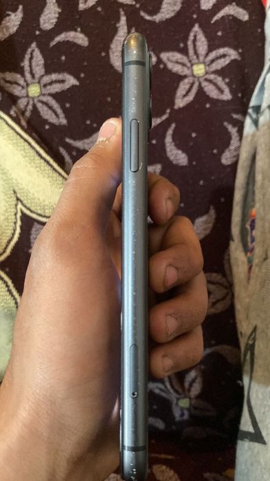 Продаю Iphone 11