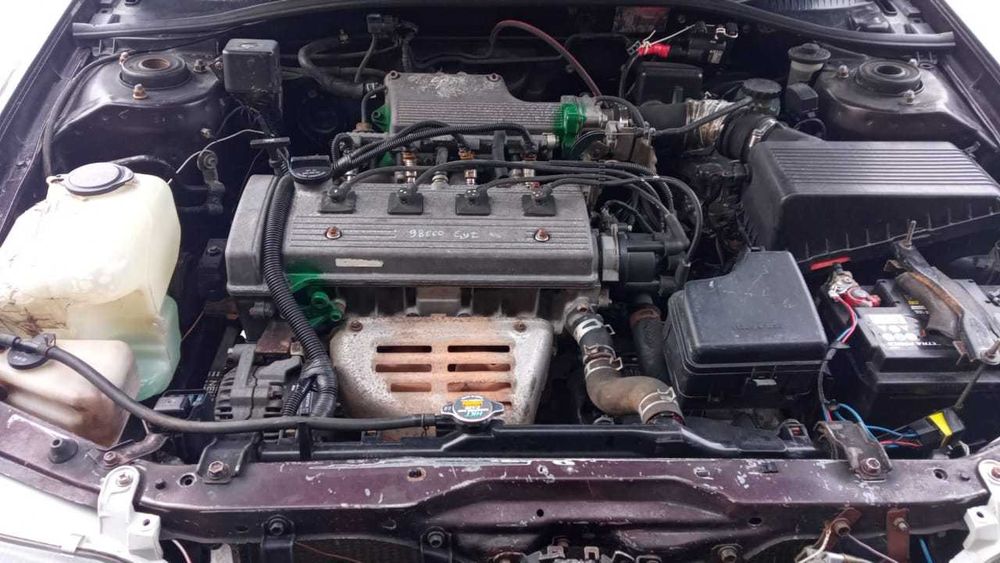 Тоyota Carina E c зап. частями