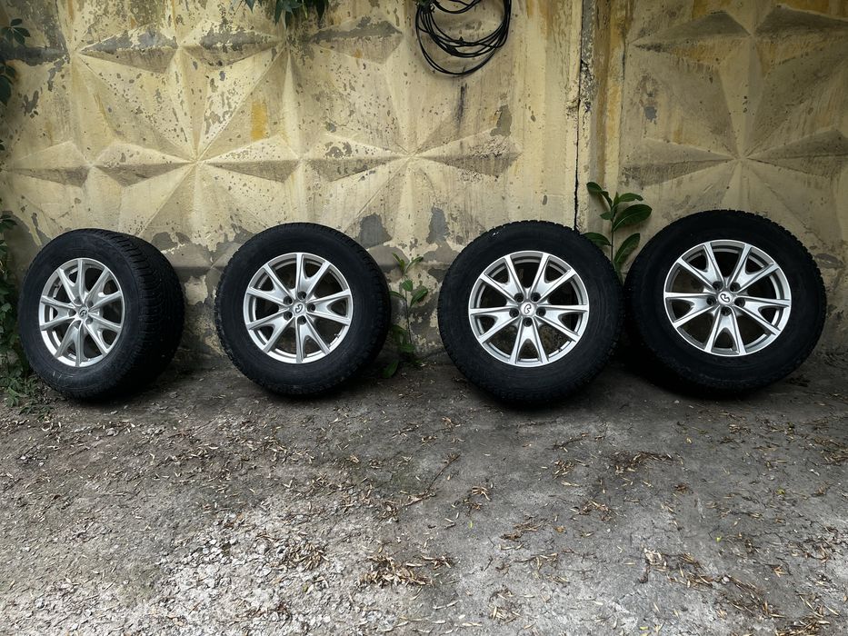 Зимние шины на дисках 275/60/18 Nokian Hakkapeliitta