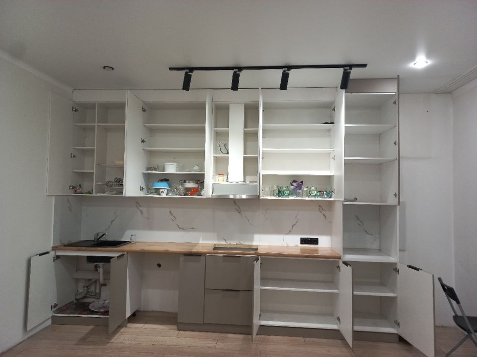 Продам кухонный гарнитур