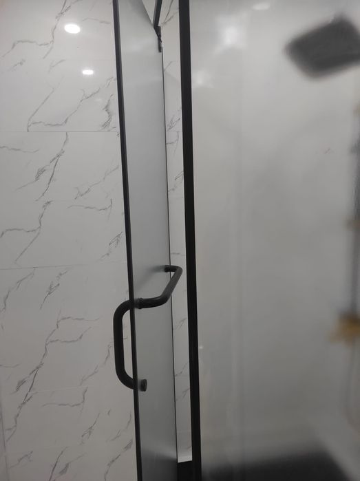 Продам душевую кабинку