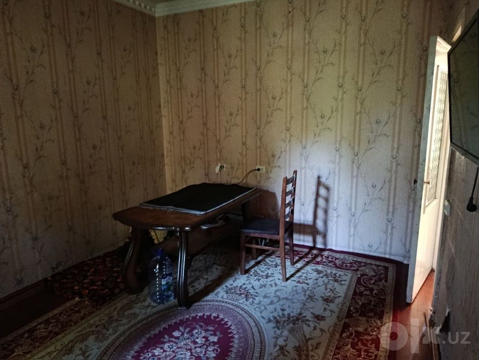 Чиланзар 8кв 3/4/4 балкон 1,5 *3