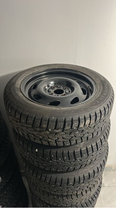Зимние шины Nokian R15