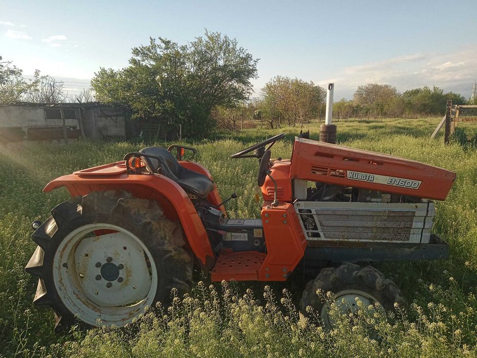 Продавам трактор Кубота