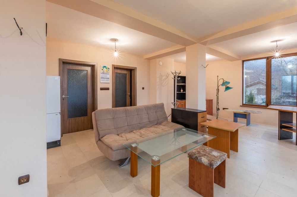 Продава се Къща в Аксаково - 390 кв.м за 895 €/кв.м - Снимка #8