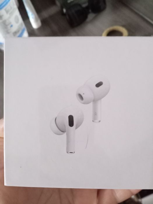 Продам наушники новые в упаковке