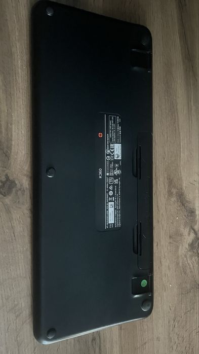 Беһпроводная клавиатура logitech.