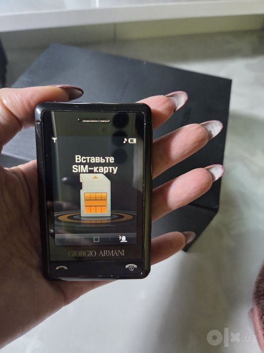 Samsung Giorgio Armani SGH-P520 — редкий коллекционный телефон