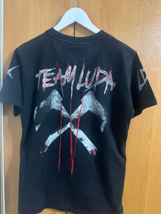 Тениска Luda.