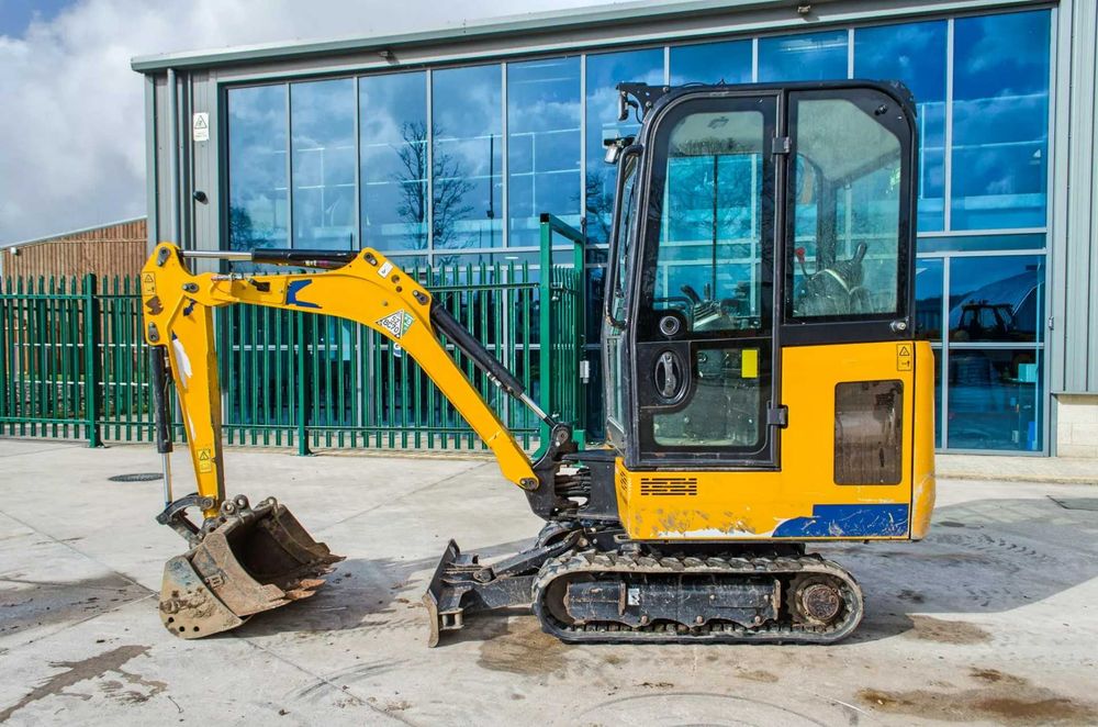JCB 15C-1 – Mini Excavator