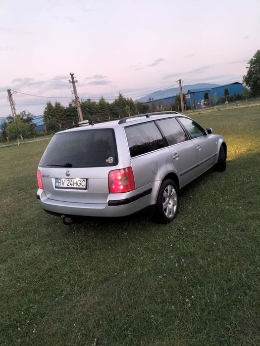 Vând urgent passat b5.5 mașina este perfect funcțională