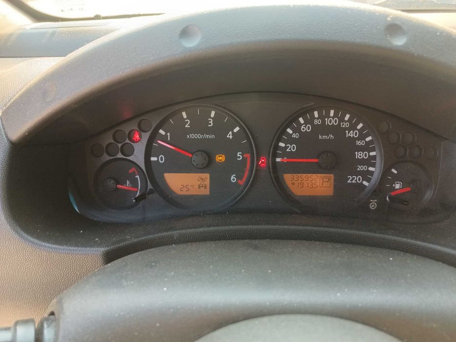 Nissan Navara D40 2007г