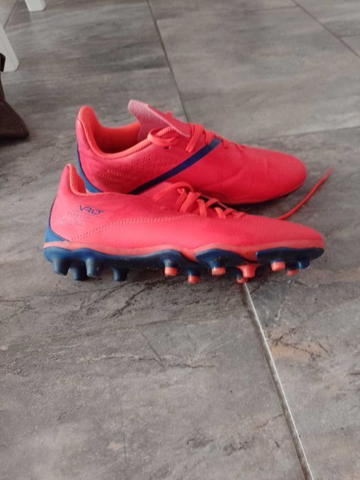 Ghete fotbal cu crampoane