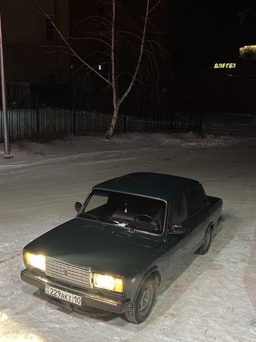 Продам ваз 2107 в хорошем состояние