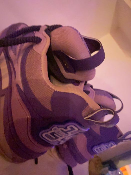 Vând L.V. model deosebit Nr 40