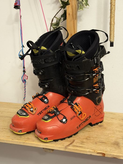 Clapari Tura/Freeride Tecnica Zero G Pro 26.5