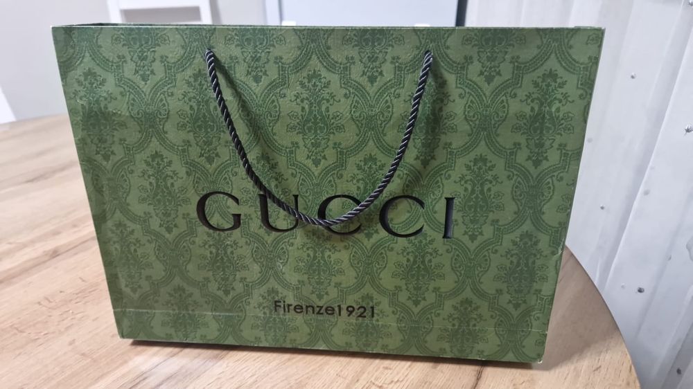 Шарф оригинал от Gucci