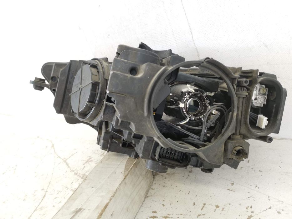 Десен Фар Ауди А3 8V [фейслифт] [ - ] Оригинален Авариран Audi A3 8V [