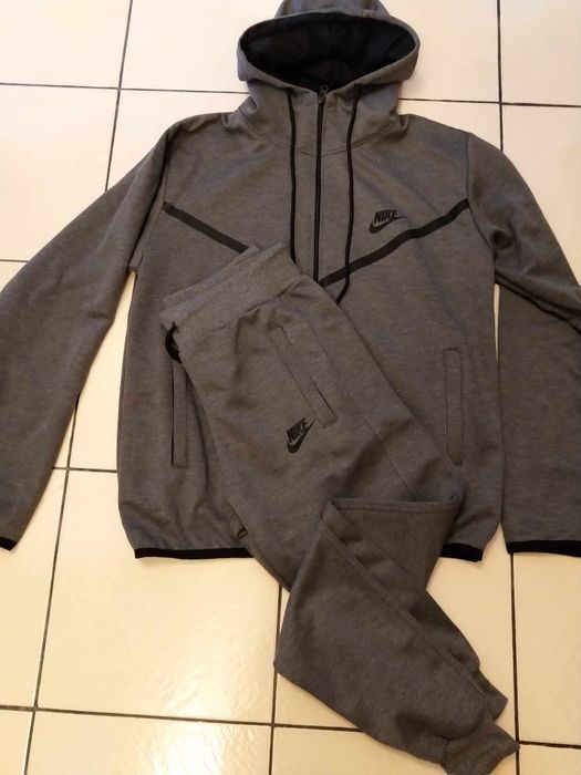 Спортен екип  Tech Fleece размер S/ L/ XL