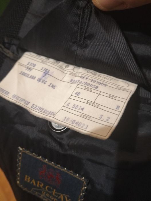 Sacou Barclay x Loro Piana mărime M și jeanși Prada M
