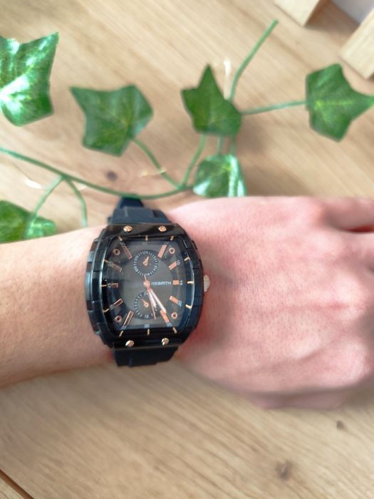 NOU Ceas unisex la moda idee cadou
