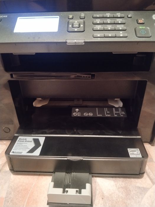 Продам принтер Canon mf4730