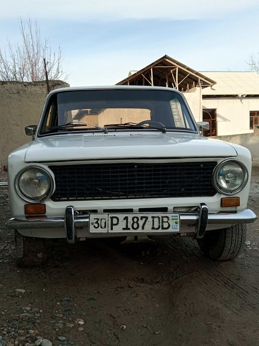 Ваз 2101 сотилади
