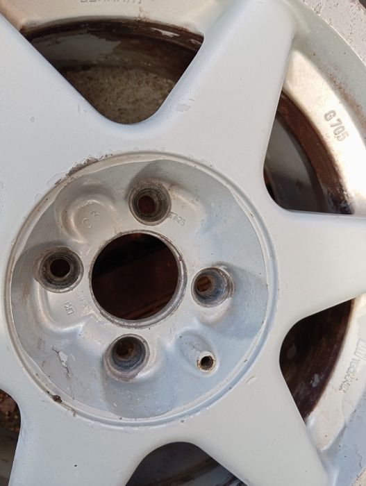 Зимни Гуми с джанти