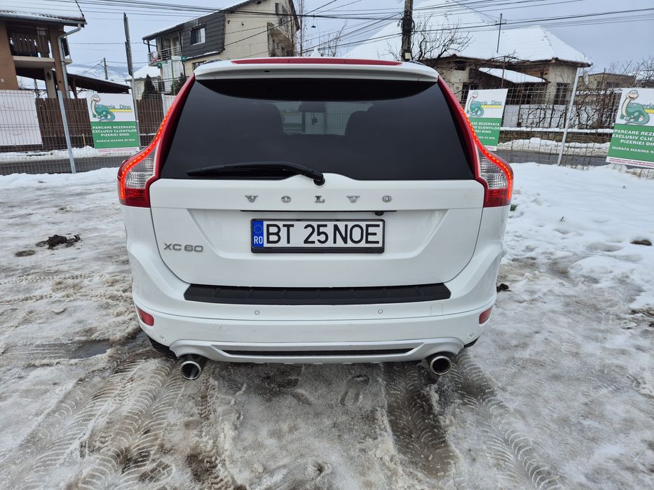 Volvo XC60 R-Design 2012 4x4 2.4 Diesel automat